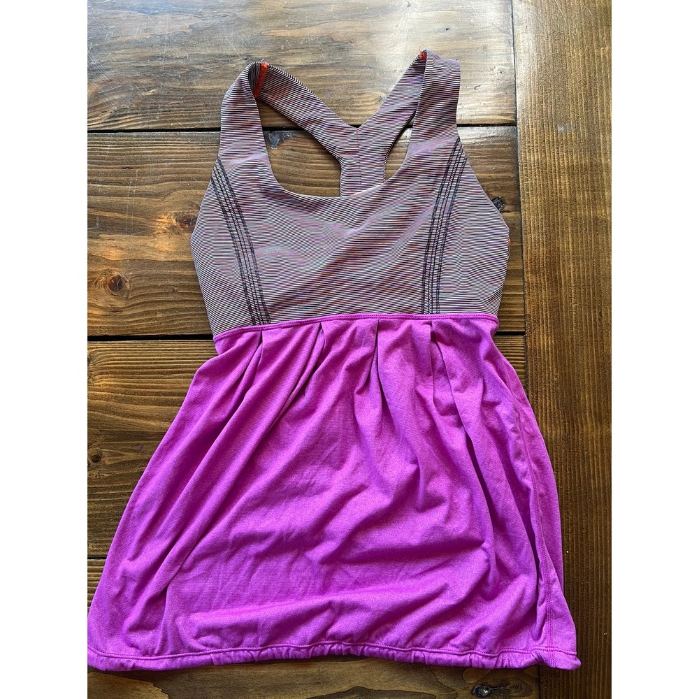 Lululemon Athletica Striped Purple Racerback Tank Top Built In Bra Size 4